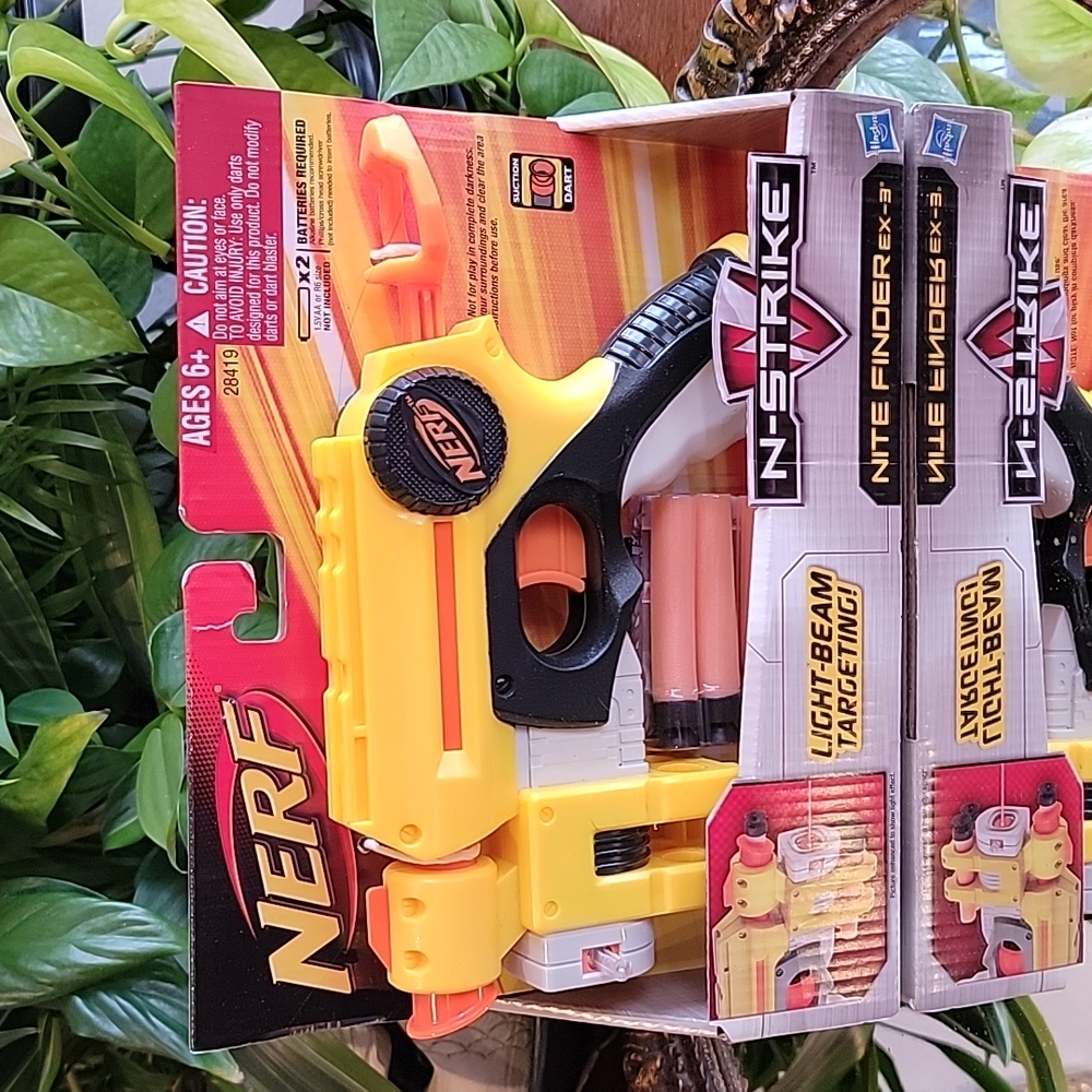 NERF N-STRIKE NITE FINDER EX-3  SUCTION CUP DARTS 🔫 GUN LIGHT BEAM Hasbro